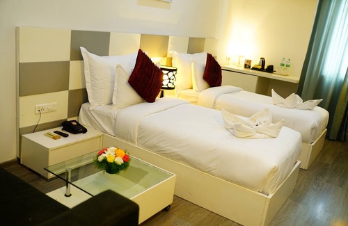 Ram Nagar Hotel | HOTEL VIJAY PARKINN Coimbatore