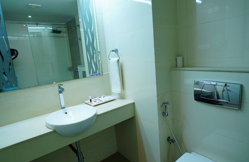 Ram Nagar Hotel | HOTEL VIJAY PARKINN Coimbatore