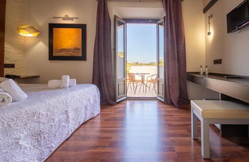 Setenil de las Bodegas Hotel | Hotel Villa De Setenil