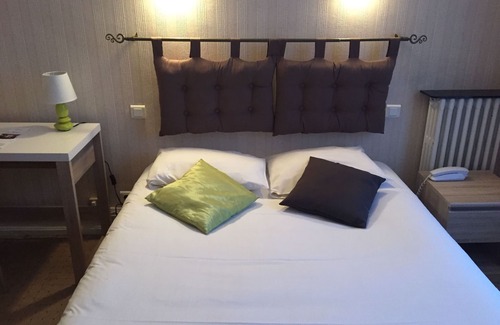 Nevers Hotel | Hotel Villa du Parc