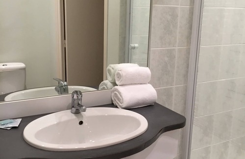 Nevers Hotel | Hotel Villa du Parc