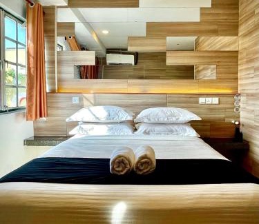Kemayan Square Hotel | Hotel Villa