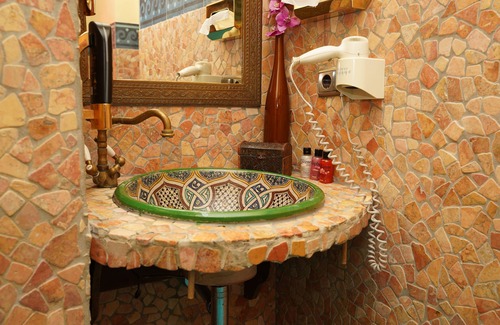 Gutleutviertel Hotel | Hotel Villa Oriental & Restaurant
