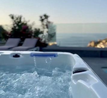 Calvi Hotel | Hotel Villa R