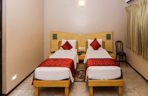 Uttukuli Hotel | Hotel Vinayaga Excellenciy Tiruppur