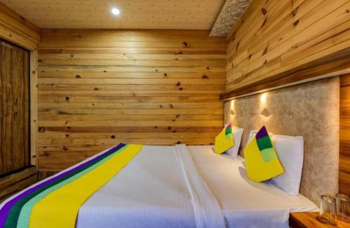 Nainital Hotel | Hotel Vinayak Nainital Near Mall Road Lake View Room