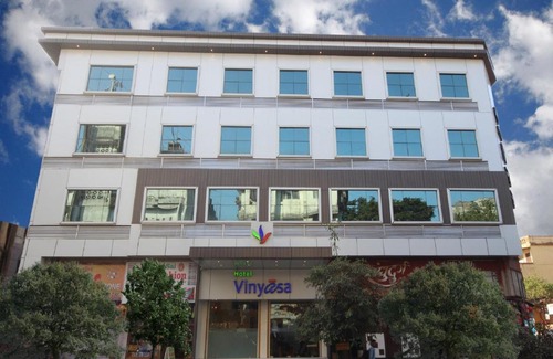 Thane West Hotel | Hotel Vinyasa