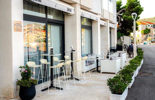Milna (Brac) Hotel | Hotel Vrilo - Adults Only