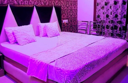 Ambala Hotel | HOTEL VYOM VILAS