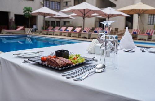 Biashara Hotel | Hotel Waterbuck