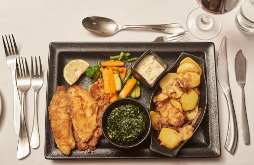 Biashara Hotel | Hotel Waterbuck