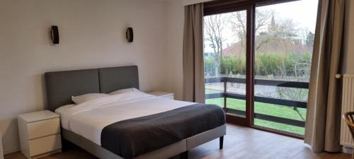 Westende Hotel | Hotel Westendia and Free Parking Top Breakfast