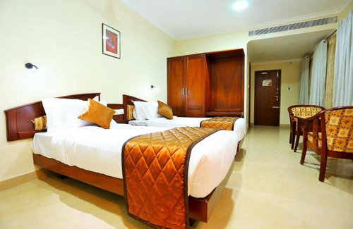 Cherai Hotel | Hotel White City