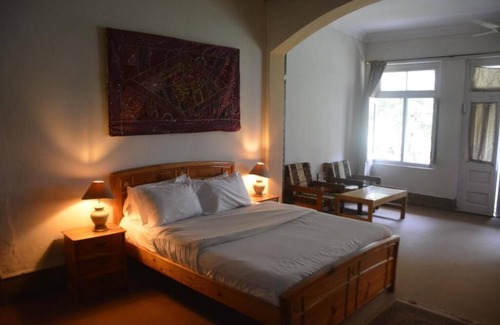 Shangla Hotel | Hotel White Palace