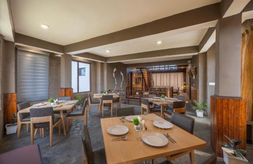 Shimla Hotel | Hotel Wood Winds - A Best Valley View Hotel