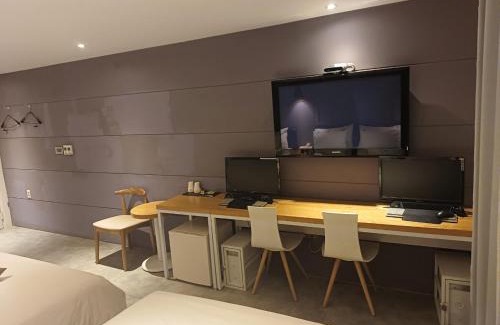 Goyang Hotel | Hotel Yaja Hwajeong Station