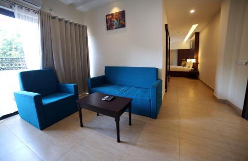 Adoor Hotel | Hotel Yamuna