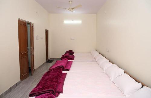 Ajmer Hotel | Hotel Yash Paradise 6 Min Distance from Dargah