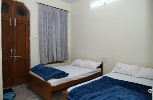 Ajmer Hotel | Hotel Yash Paradise 6 Min Distance from Dargah
