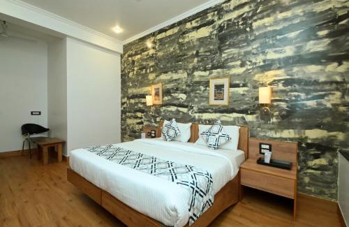 Tonk Road Hotel | Hotel Yulia- Le Amour Inn