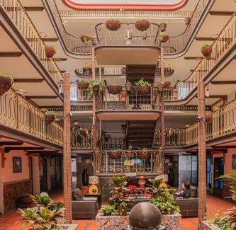 Ciudad Guzman Hotel | HOTEL ZAPOTLAN