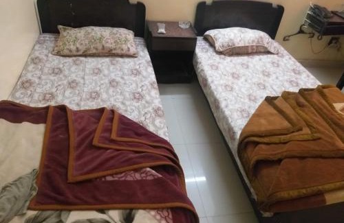 PECHS Hotel | Hotel Zishan