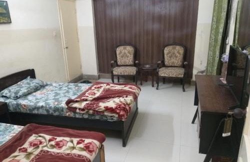 PECHS Hotel | Hotel Zishan