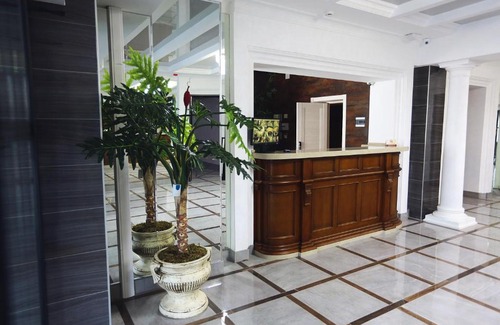 Orenburg Hotel | Hotel Zolotoy Drakon