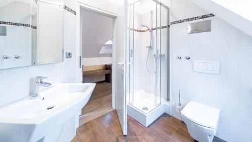 Buderich Hotel | Hotel Zur Krone