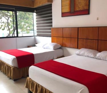 Simon Bolivar Hotel | Hoteles en Guayaquil - Suites Guayaquil Cerca del Aeropuerto