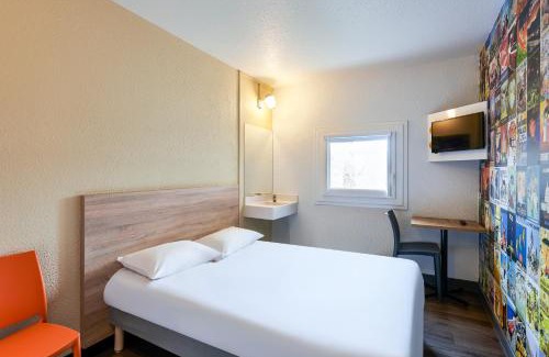 Courcouronnes Hotel | hotelF1 Evry A6