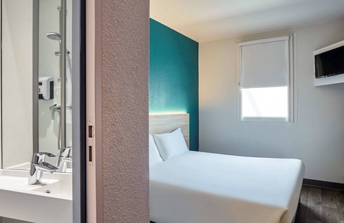 Maurepas Hotel | hotelF1 Maurepas