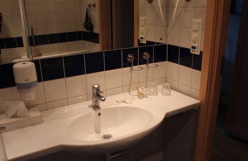 Anderstorp Hotel | Hotell Åsen