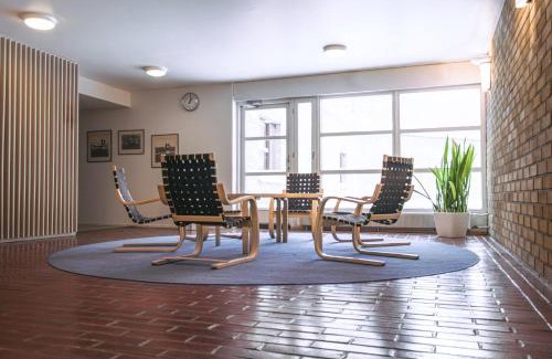 Kauniainen Apartment | Hotelli Tiiliriihi