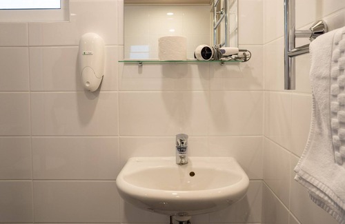 Aviapolis Hotel | Hotelli Tikkurila