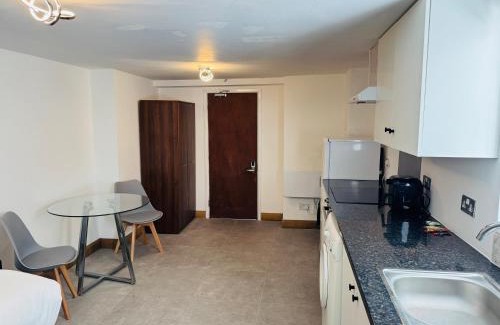 Newport Hotel | Hotels 24-7 - The Old Victoria Hotel