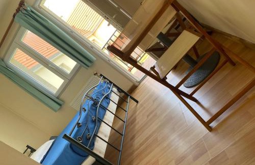 Saint-Laurent-sur-Mer Hotel | Hotels in France