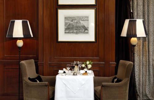 Westminster Hotel | Hotels In London With Sports/Activities, Bar, Parking