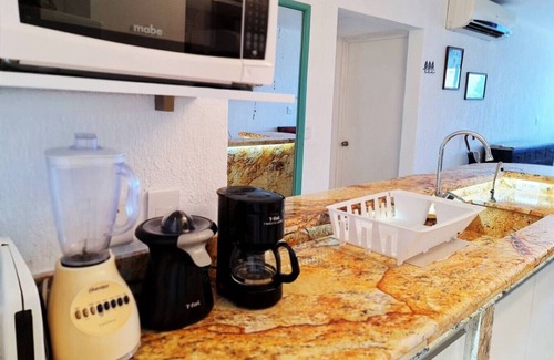 Zona Hotelera Condo | HotelZone frontbeach apartment 2 bedrooms 2 baths