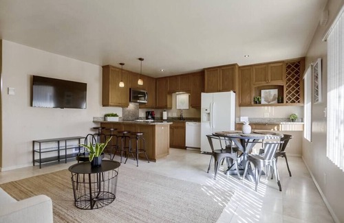 Townsite Condo | Hottest Neighborhood! Walk to Beach!