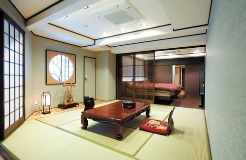 Kamikawa House | Houraku