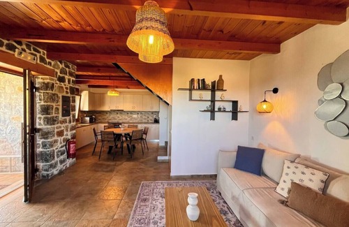 Agios Vasileios House | House Marevouni - The Sea Remembers