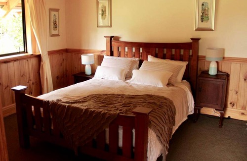 Ruatangata West House | House ∙ 1 bedroom ∙ 2 guests