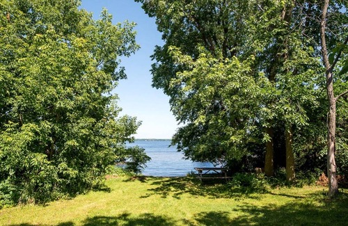 Fenelon Falls House | House ∙ 1 bedroom ∙ 8 guests