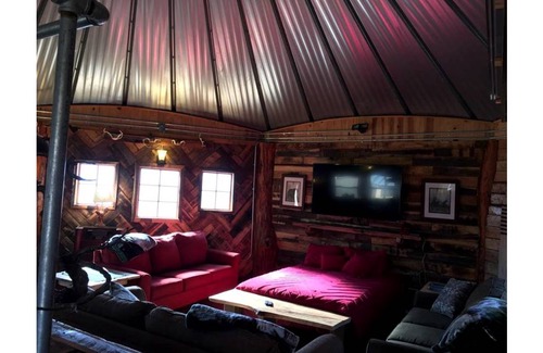 Fort Gay House | House ∙ 1 bedroom ∙ 6 guests