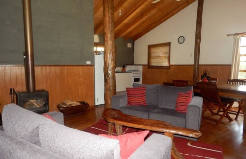 Upper Allyn House | House ∙ 1 bedroom ∙ 4 guests