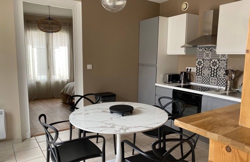 La Teste-de-Buch House | House 10 minutes from the beach sleeps 6