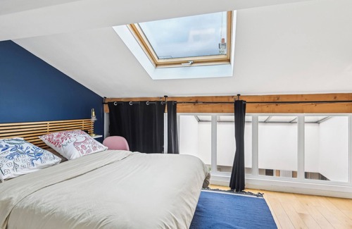 Plateau - Mont-Valerien House | HOUSE - 160m2 - LA DEFENSE - WITH OUTDOOR SPACE