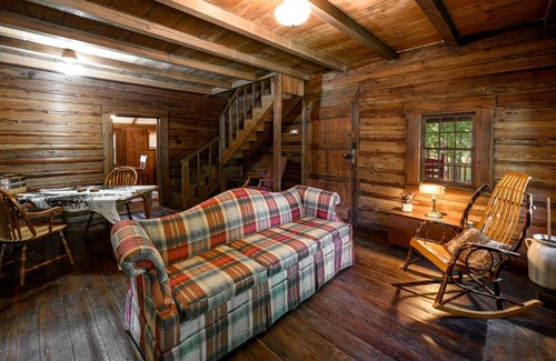 Claxton House | House ∙ 2 bedrooms ∙ 2 guests