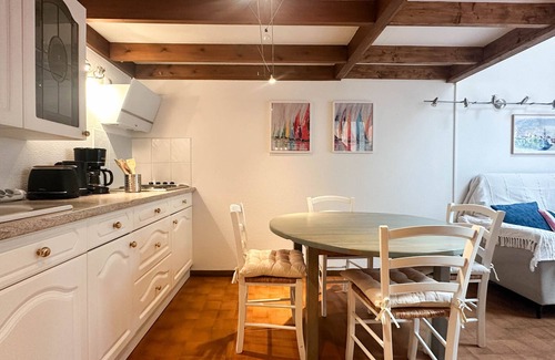 Les Mathes House | House 2 bedrooms, pets allowed, parking, La Palmyre
